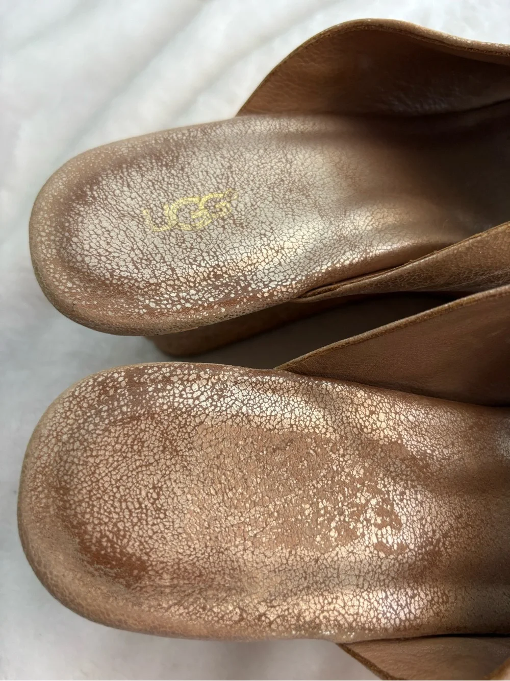 Ugg Australia Dominique Peep Toe Platform Cork Wedges Gold Size 9